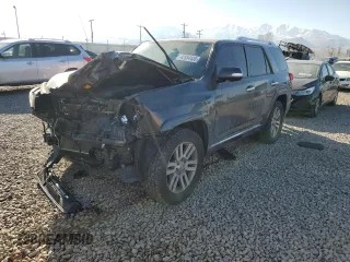 2010 Toyota 4Runner Trail z VIN JTEBU5JR3A5015423, wystawiony jako Copart lot #42554435 z przebiegiem 149 392 mil mil oraz Szkoda całkowita • Salvage title. Historia ofert i sprzedaży dostępna na DreamBid. Obrazek 1.