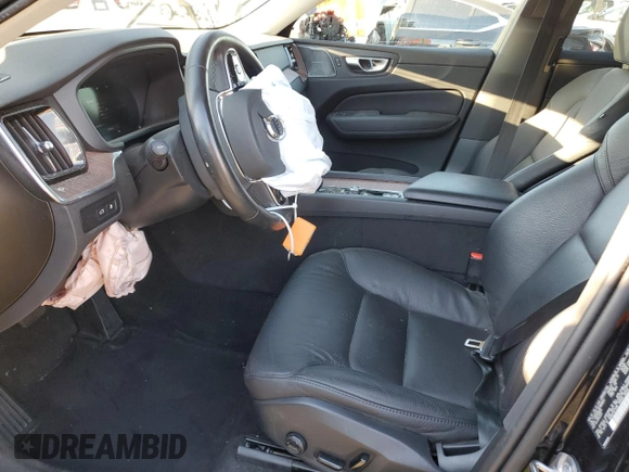 2024 Volvo XC60 Plus Dark Theme z VIN YV4H60DL2R1896845, wystawiony jako Copart lot #46711415 z przebiegiem 24 916 mil mil oraz Szkoda całkowita • Salvage title. Historia ofert i sprzedaży dostępna na DreamBid. Obrazek 7.