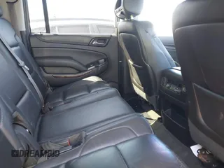 2015 GMC Yukon XL SLT with VIN 1GKS1HKC8FR221608, listed as a IAAI auction lot 42044318 with 215,757 mi miles. Bid and sale history available at carsss.com. Image 8.