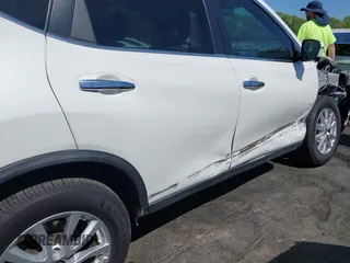 2018 Nissan Rogue SV with VIN KNMAT2MTXJP608001, listed as a IAAI auction lot 42048659 with 71,067 mi miles and . Bid and sale history available at carsss.com. Image 6.