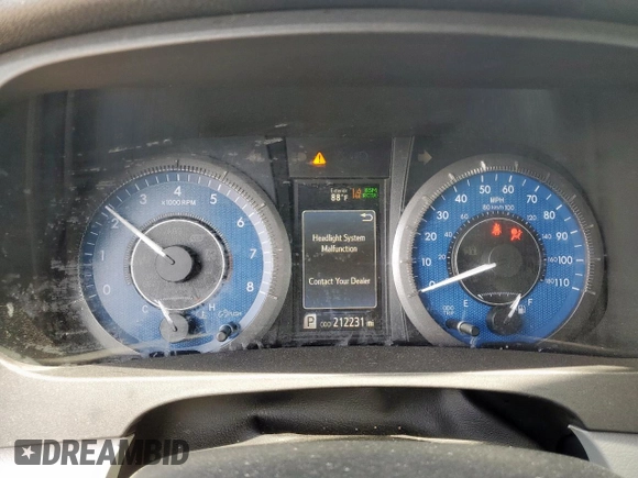 2018 Toyota Sienna XLE Auto Access Seat with VIN 5TDYZ3DC3JS937714, listed as a Copart auction lot 57392425 with 212,231 mi miles and Salvage title. Bid and sale history available at DreamBid. Image 9.