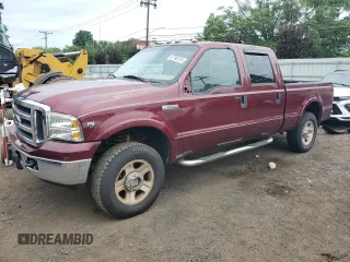 2006 Ford F-250 XL z VIN 1FTSW21Y36EB18983, wystawiony jako Copart lot #61766245 z przebiegiem 202 378 mil mil oraz Czysty tytuł • Clean title. Historia ofert i sprzedaży dostępna na DreamBid. Obrazek 1.