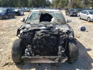 2017 Jaguar F-Pace 35t Premium with VIN SADCJ2BV2HA050455, listed as a Copart auction lot 48527335 with Not Provided miles and Salvage Title. Bid and sale history available at DreamBid. Image 5.