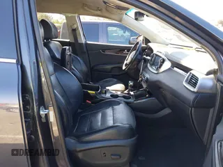 2019 Kia Sorento EX V6 with VIN 5XYPH4A59KG457959, listed as a IAAI auction lot 41712748 with 56,958 mi miles. Bid and sale history available at carsss.com. Image 5.