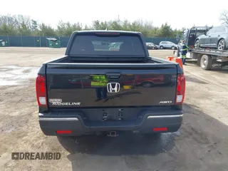 2017 Honda Ridgeline RTL z VIN 5FPYK3F59HB014002, wystawiony jako IAAI lot #41781159 z przebiegiem 110 393 mil mil oraz . Historia ofert i sprzedaży dostępna na DreamBid. Obrazek 17.