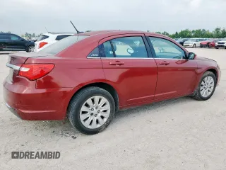 2014 Chrysler 200 LX z VIN 1C3CCBABXEN121858, wystawiony jako Copart lot #56477645 z przebiegiem 104 053 mil mil oraz Szkody całkowita. Historia ofert i sprzedaży dostępna na DreamBid. Obrazek 3.