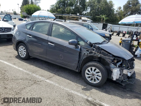 2012 Toyota Prius with VIN JTDKN3DP4C3006468, listed as a Copart auction lot 61758325 with 124,796 mi miles and Salvage title. Bid and sale history available at DreamBid. Image 4.