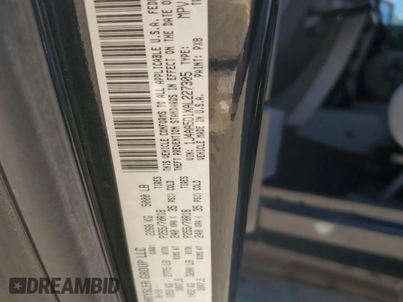 2010 Jeep Wrangler Sahara z VIN 1J4AA5D1XAL227305, wystawiony jako Copart lot #70165554 z przebiegiem Nie podano mil oraz Szkoda całkowita • Salvage title. Historia ofert i sprzedaży dostępna na DreamBid. Obrazek 15.