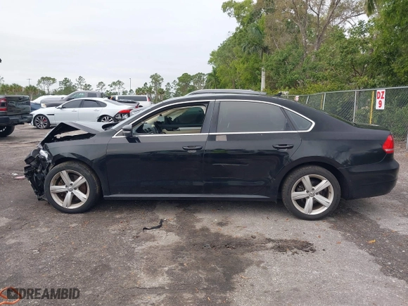 2013 Volkswagen Passat SE w/Sunroof with VIN 1VWBH7A33DC150043, listed as a IAAI auction lot 41411518 with 132,208 mi miles. Bid and sale history available at carsss.com. Image 15.