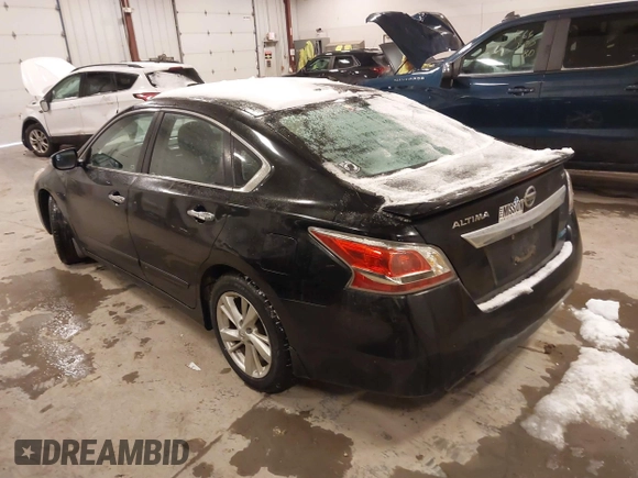 2014 Nissan Altima 2.5 S with VIN 1N4AL3AP7EN239599, listed as a IAAI auction lot 41310126 with 112,437 mi miles. Bid and sale history available at carsss.com. Image 3.