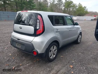 2015 Kia Soul with VIN KNDJN2A20F7804462, listed as a IAAI auction lot 42013821 with 143,455 mi miles. Bid and sale history available at carsss.com. Image 4.