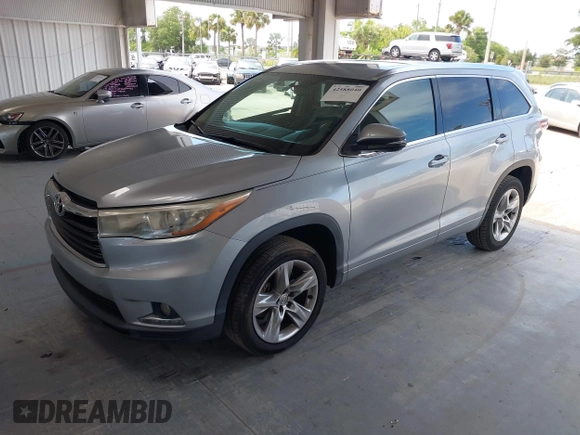 2015 Toyota Highlander Limited with VIN 5TDYKRFH4FS084294, listed as a IAAI auction lot 42588040 with 86,853 mi miles and . Bid and sale history available at DreamBid. Image 17.