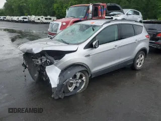 2016 Ford Escape SE z VIN 1FMCU9G93GUC68226, wystawiony jako Copart lot #56764355 z przebiegiem Nie podano mil oraz Szkody całkowita. Historia ofert i sprzedaży dostępna na DreamBid. Obrazek 1.