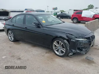 2014 BMW 3 Series 335i z VIN WBA3A9G56ENR97299, wystawiony jako IAAI lot #42272343 z przebiegiem 147 716 mil mil oraz . Historia ofert i sprzedaży dostępna na DreamBid. Obrazek 1.