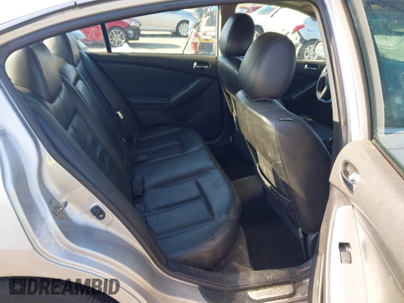 2011 Nissan Altima S with VIN 1N4AL2AP1BN431865, listed as a IAAI auction lot 41948886 with 217,389 mi miles and . Bid and sale history available at carsss.com. Image 8.