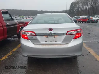 2013 Toyota Camry L with VIN 4T1BF1FK9DU695336, listed as a IAAI auction lot 41759203 with 123,307 mi miles. Bid and sale history available at carsss.com. Image 16.