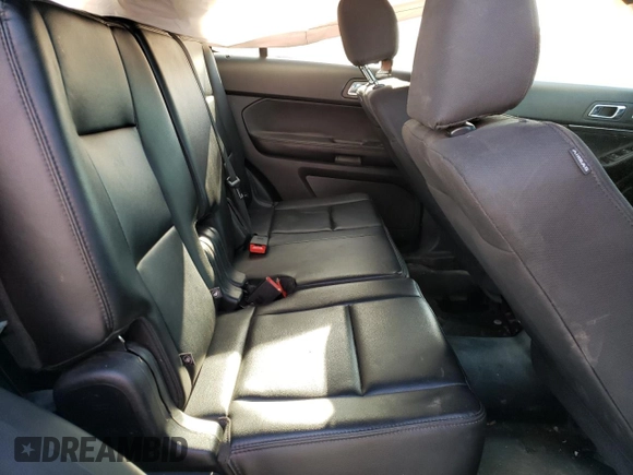 2017 Ford Police Interceptor Utility z VIN 1FM5K8AR5HGA12977, wystawiony jako Copart lot #39727692 z przebiegiem 163 511 mil mil oraz Szkoda całkowita • Salvage title. Historia ofert i sprzedaży dostępna na DreamBid. Obrazek 6.