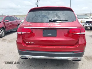 2019 Mercedes-Benz GLC 300 with VIN WDC0G4JB5KV120914, listed as a IAAI auction lot 42302432 with Not provided miles and . Bid and sale history available at DreamBid. Image 16.