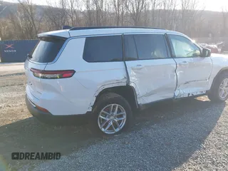 2024 Jeep Grand Cherokee Altitude X with VIN 1C4RJKAG0R8572597, listed as a IAAI auction lot 41411512 with 2,445 mi miles and . Bid and sale history available at DreamBid. Image 4.