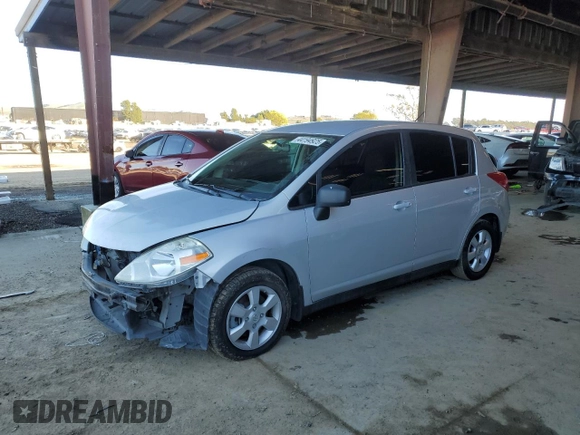 2008 Nissan Versa 1.8 S with VIN 3N1BC13E28L372714, listed as a Copart auction lot 44194925 with 93,110 mi miles and Salvage Title. Bid and sale history available at carsss.com. Image 1.