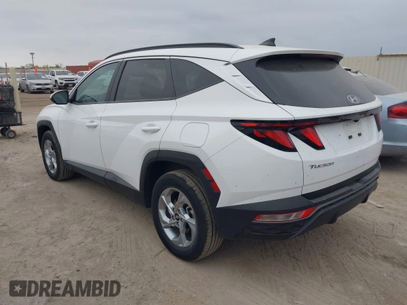 2024 Hyundai Tucson SEL with VIN 5NMJBCDE0RH308868, listed as a IAAI auction lot 42016711 with 39,536 mi miles. Bid and sale history available at carsss.com. Image 3.
