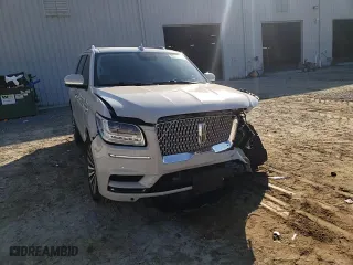 2021 Lincoln Navigator Reserve with VIN 5LMJJ2LT2MEL11448, listed as a Copart auction lot 88820385 with 42,476 mi miles and Salvage Title. Bid and sale history available at carsss.com. Image 12.