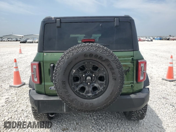 2024 Ford Bronco Wildtrak z VIN 1FMEE2BPXRLB03494, wystawiony jako Copart lot #53852225 z przebiegiem 5 166 mil mil oraz Szkoda całkowita • Salvage title. Historia ofert i sprzedaży dostępna na DreamBid. Obrazek 6.