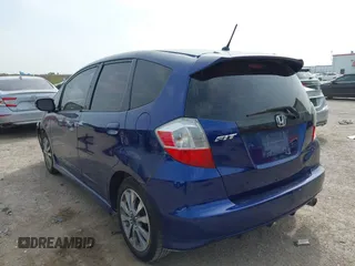 2013 Honda Fit Sport with VIN JHMGE8H54DC027896, listed as a IAAI auction lot 41933061 with 137,696 mi miles. Bid and sale history available at carsss.com. Image 3.