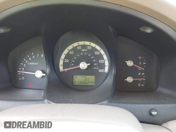 2007 Kia Sportage LX with VIN KNDJF724577371572, listed as a IAAI auction lot 41817960 with 213,062 mi miles. Bid and sale history available at carsss.com. Image 7.