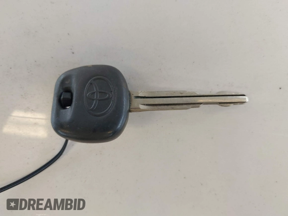 1998 Toyota Avalon XL with VIN 4T1BF18B5WU242038, listed as a IAAI auction lot 41577342 with 195,707 mi miles and . Bid and sale history available at DreamBid. Image 11.