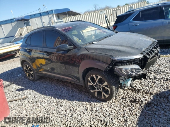 2022 Hyundai Kona Limited with VIN KM8K53A39NU908995, listed as a Copart auction lot 47120785 with 26,796 mi miles and Salvage Title. Bid and sale history available at carsss.com. Image 4.