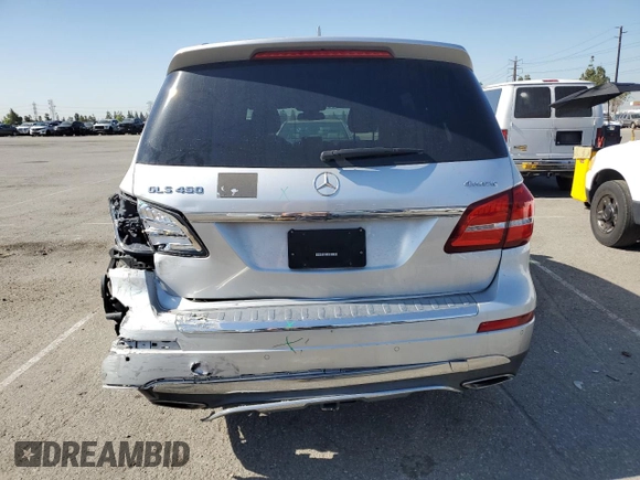 2017 Mercedes-Benz GLS 450 z VIN 4JGDF6EE8HA855120, wystawiony jako Copart lot #61001475 z przebiegiem 98 703 mil mil oraz Szkoda całkowita • Salvage title. Historia ofert i sprzedaży dostępna na DreamBid. Obrazek 6.