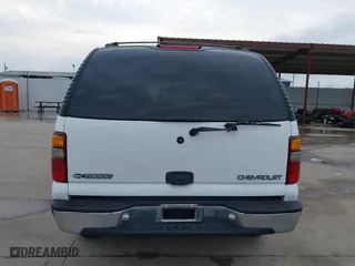 2001 Chevrolet Tahoe LT with VIN 1GNEC13T51R158637, listed as a IAAI auction lot 41718610 with 101,984 mi miles. Bid and sale history available at carsss.com. Image 16.