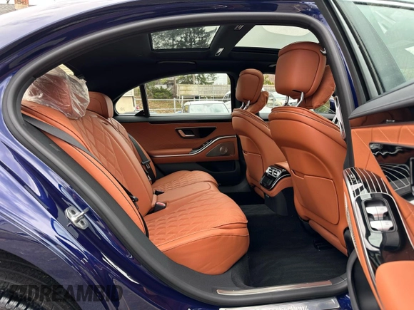 2024 Mercedes-Benz S 580 с VIN W1K6G7GB1RA274357, выставлен на аукционе Copart как лот 53501365 с пробегом 11 миль миль и Чистый • Clean title. История ставок и продаж доступна на DreamBid. Изображение 9.