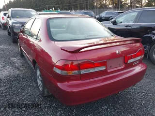2002 Honda Accord SE z VIN JHMCG56772C009398, wystawiony jako IAAI lot #41365741 z przebiegiem 269 525 mil mil oraz . Historia ofert i sprzedaży dostępna na DreamBid. Obrazek 3.