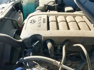 2020 Toyota Tundra Platinum z VIN 5TFAY5F19LX935555, wystawiony jako IAAI lot #42046452 z przebiegiem 56 253 mil mil oraz . Historia ofert i sprzedaży dostępna na DreamBid. Obrazek 19.