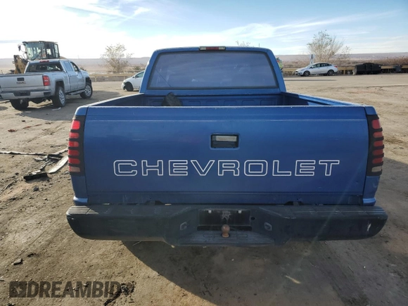 1997 Chevrolet Silverado 1500 with VIN 2GCEC19W3V1128626, listed as a Copart auction lot 82430274 with 187,754 mi miles and Salvage Title. Bid and sale history available at carsss.com. Image 6.