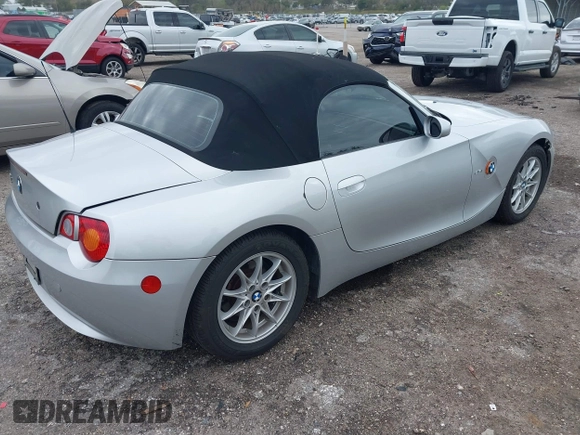 2004 BMW Z4 2.5i with VIN 4USBT334X4LS48707, listed as a IAAI auction lot 41737439 with 92,640 mi miles and . Bid and sale history available at DreamBid. Image 4.