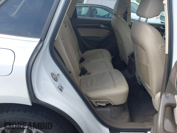 2017 Audi Q5 Premium Plus z VIN WA1L2AFP2HA033745, wystawiony jako IAAI lot #42277650 z przebiegiem 184 476 mil mil oraz . Historia ofert i sprzedaży dostępna na DreamBid. Obrazek 8.