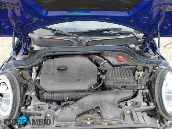 2021 MINI Hardtop 4 Door Cooper S with VIN WMWXU9C00M2N60370, listed as a IAAI auction lot 42426257 with 11,288 mi miles and . Bid and sale history available at DreamBid. Image 10.