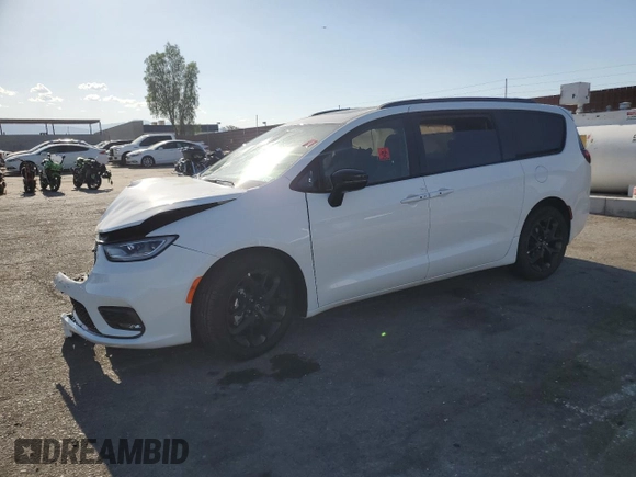 2025 Chrysler Pacifica Limited with VIN 2C4RC1GG2SR570078, listed as a Copart auction lot 59219585 with Not provided miles and Salvage title. Bid and sale history available at DreamBid. Image 1.
