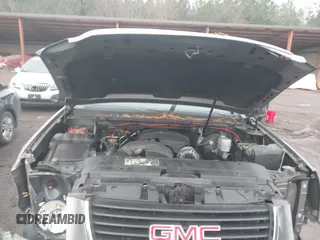 2008 GMC Yukon SLT w/4SB with VIN 1GKFC13008J141826, listed as a IAAI auction lot 41395631 with 1 mi miles. Bid and sale history available at carsss.com. Image 10.