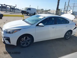 2019 Kia Forte LXS with VIN 3KPF24AD3KE136372, listed as a IAAI auction lot 41854981 with 70,900 mi miles. Bid and sale history available at carsss.com. Image 14.