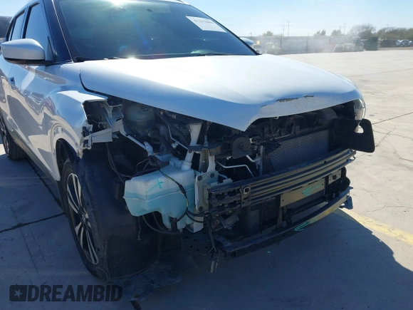 2019 Nissan Kicks S with VIN 3N1CP5CU3KL525065, listed as a IAAI auction lot 41232000 with 46,778 mi miles and . Bid and sale history available at carsss.com. Image 6.