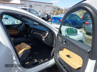 2020 Volvo XC60 Inscription z VIN YV4102DL2L1429091, wystawiony jako IAAI lot #41608817 z przebiegiem Nie podano mil oraz . Historia ofert i sprzedaży dostępna na DreamBid. Obrazek 5.