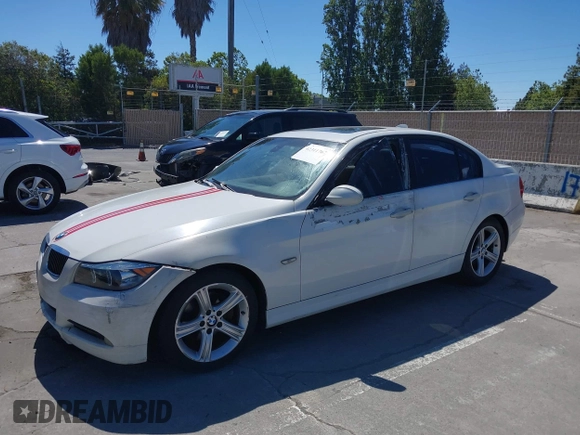 2006 BMW 3 Series 325i z VIN WBAVB17546NK38045, wystawiony jako IAAI lot #42311767 z przebiegiem 119 752 mil mil oraz . Historia ofert i sprzedaży dostępna na DreamBid. Obrazek 6.