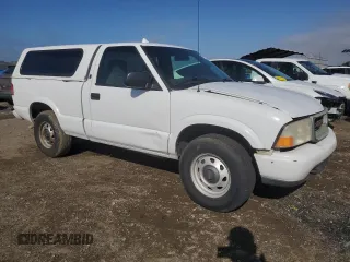 2000 GMC Sonoma with VIN 1GTDT14W8Y8313288, listed as a Copart auction lot 47313605 with 309,224 mi miles and Salvage Title. Bid and sale history available at DreamBid. Image 4.