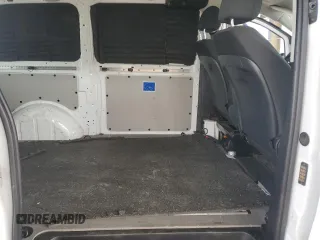 2017 Mercedes-Benz Metris Cargo z VIN WD3PG2EA7H3227939, wystawiony jako Copart lot #59745955 z przebiegiem 63 255 mil mil oraz Szkoda całkowita • Salvage title. Historia ofert i sprzedaży dostępna na DreamBid. Obrazek 10.
