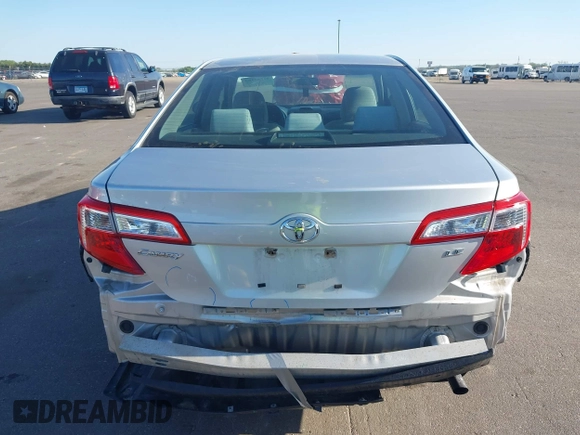 2012 Toyota Camry L z VIN 4T1BF1FK7CU078368, wystawiony jako IAAI lot #42227183 z przebiegiem 44 449 mil mil oraz . Historia ofert i sprzedaży dostępna na DreamBid. Obrazek 17.