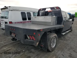 2020 Ram 3500 Tradesman with VIN 3C63RRGL8LG215835, listed as a Copart auction lot 43729025 with 222,314 mi miles and Salvage Title. Bid and sale history available at carsss.com. Image 3.